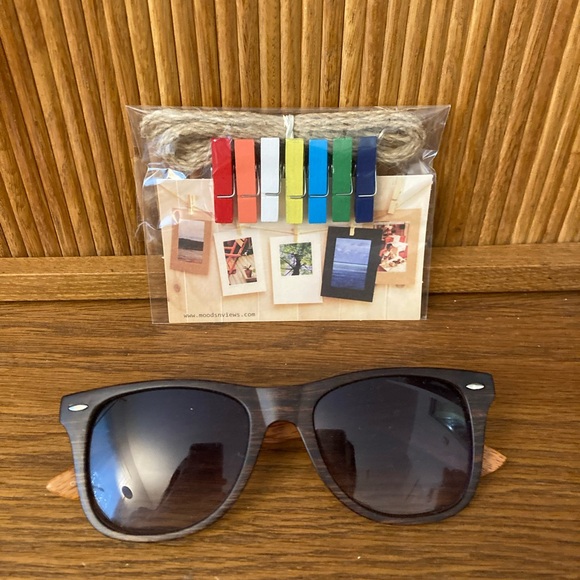 Free gift 🎁 Wall Art - Picture 2 of 2